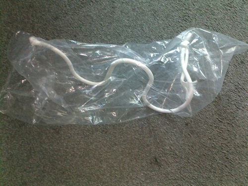 創意點亮生活 從新奇特廚房客廳用品到實用辦公室紅酒架